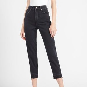 NWT EXPRESS SUPER HIGH WAISTED BLACK RELEASED HEM MOM JEANS Pitch Black Size 10